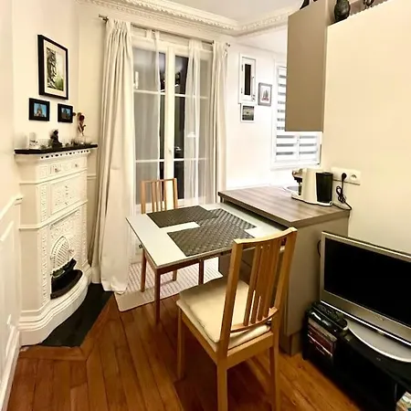 Apartment Charme & Calme Avec Balcon *